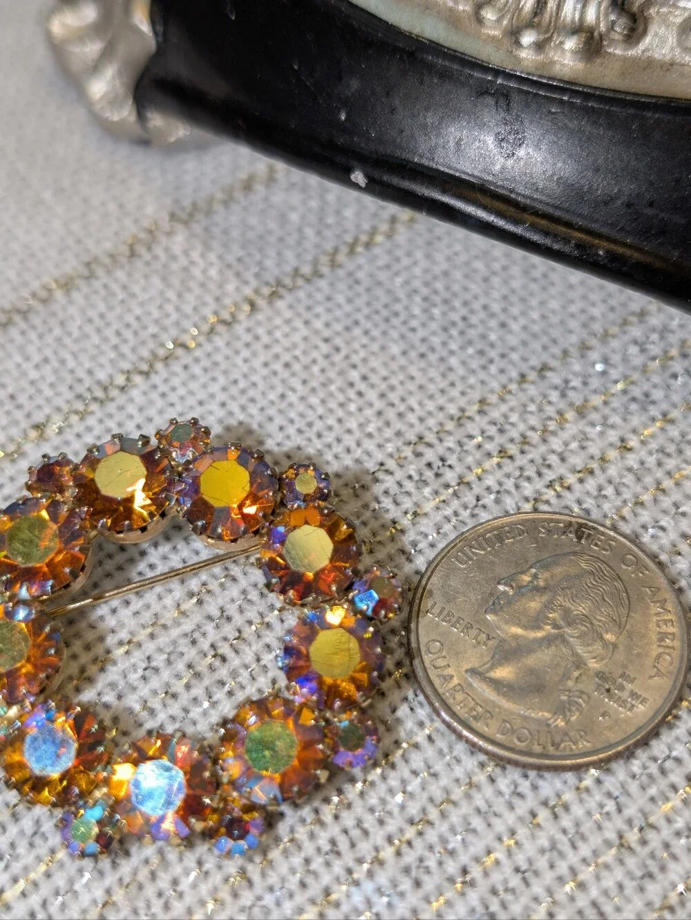 Dazzling Aurora Borealis Rhinestone Wreath Brooch
